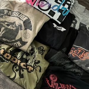 Mens graphic tees